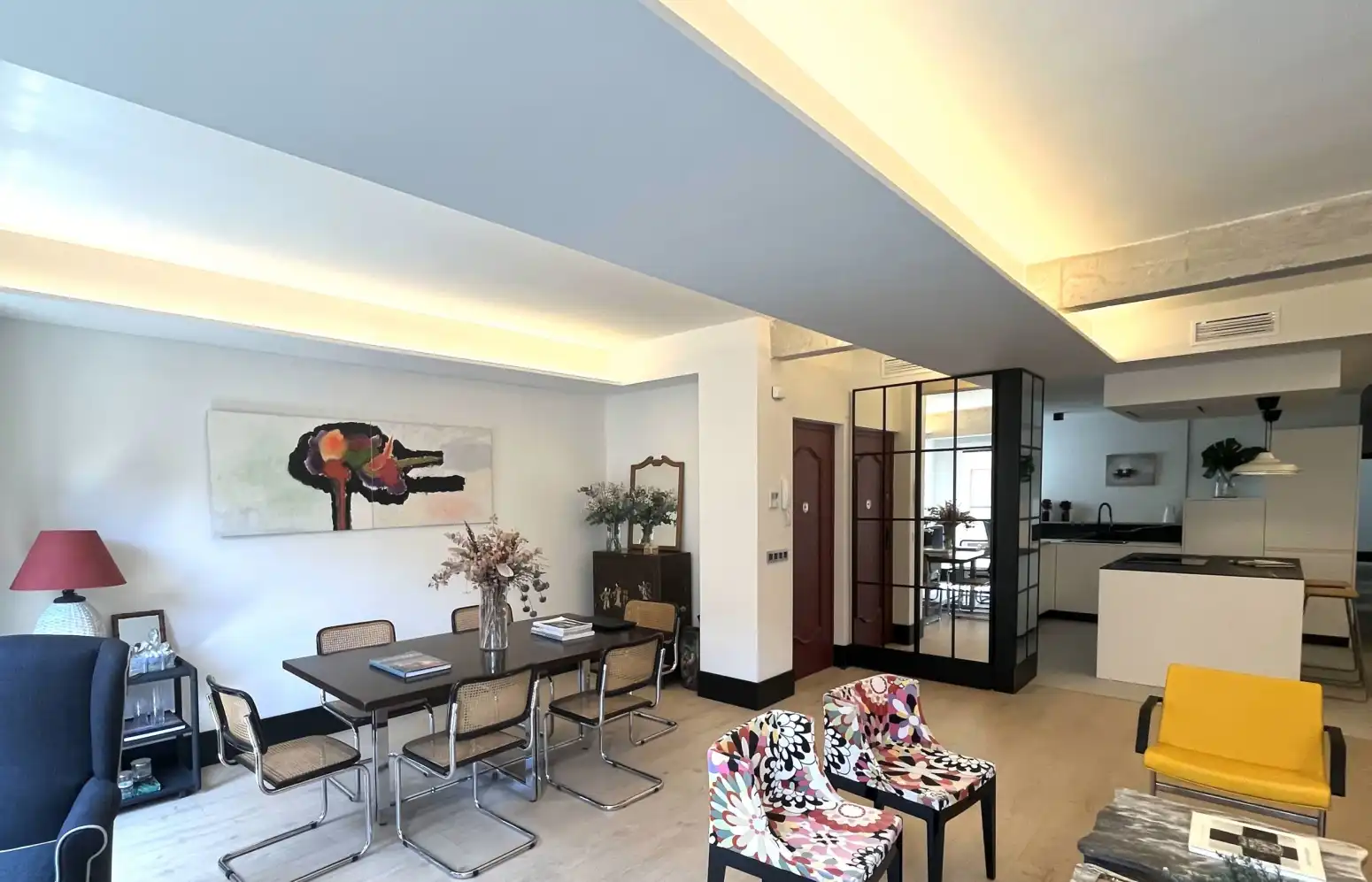 Comedor de Piso en venta en  Pamplona / Iruña con Aire acondicionado, Calefacción y Jardín privado