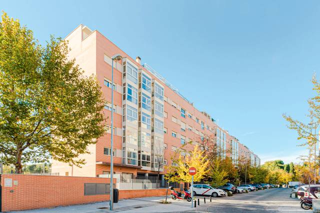 Piso en Alquiler en Alameda de Osuna, 48 en Alameda de Osuna