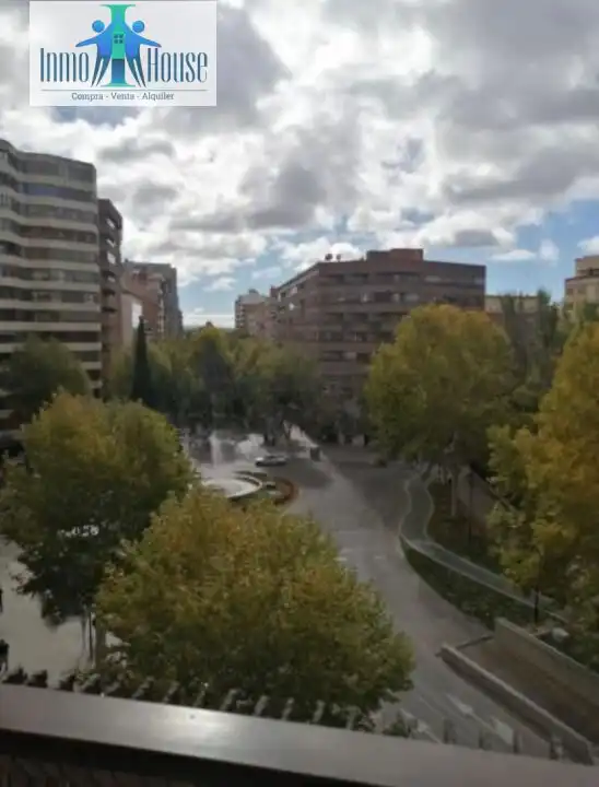 Appartamento con ascensore in vendita a Centro, imagen 2