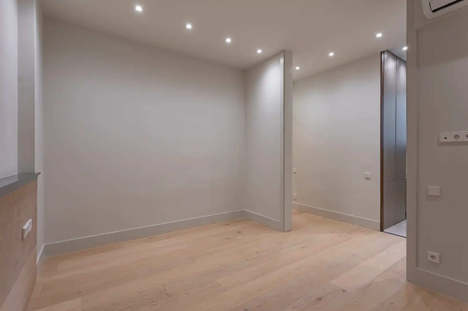 Appartamento con ascensore in vendita a Carrer de la Portaferrissa, imagen 49