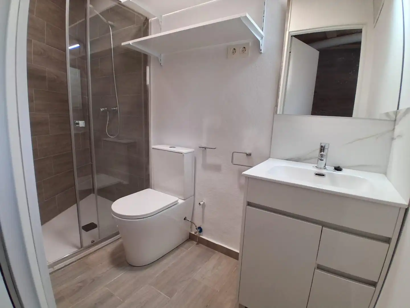 Study for rent in Hospital - Plaza del Real