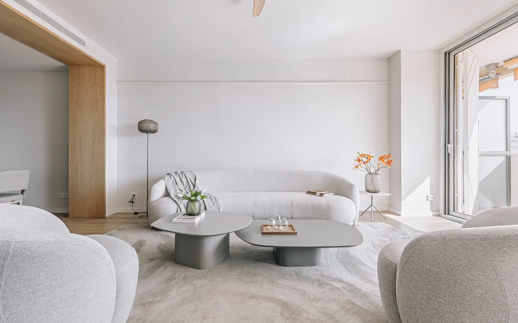 Piso con terraza en venta en Reina Elisenda de Montcada, imagen 2