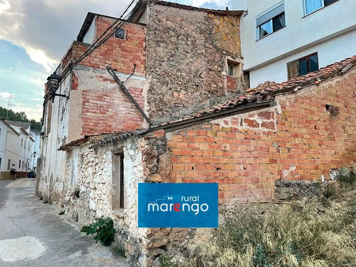 Exterior view of Houses for sale in Montán  with Storage room