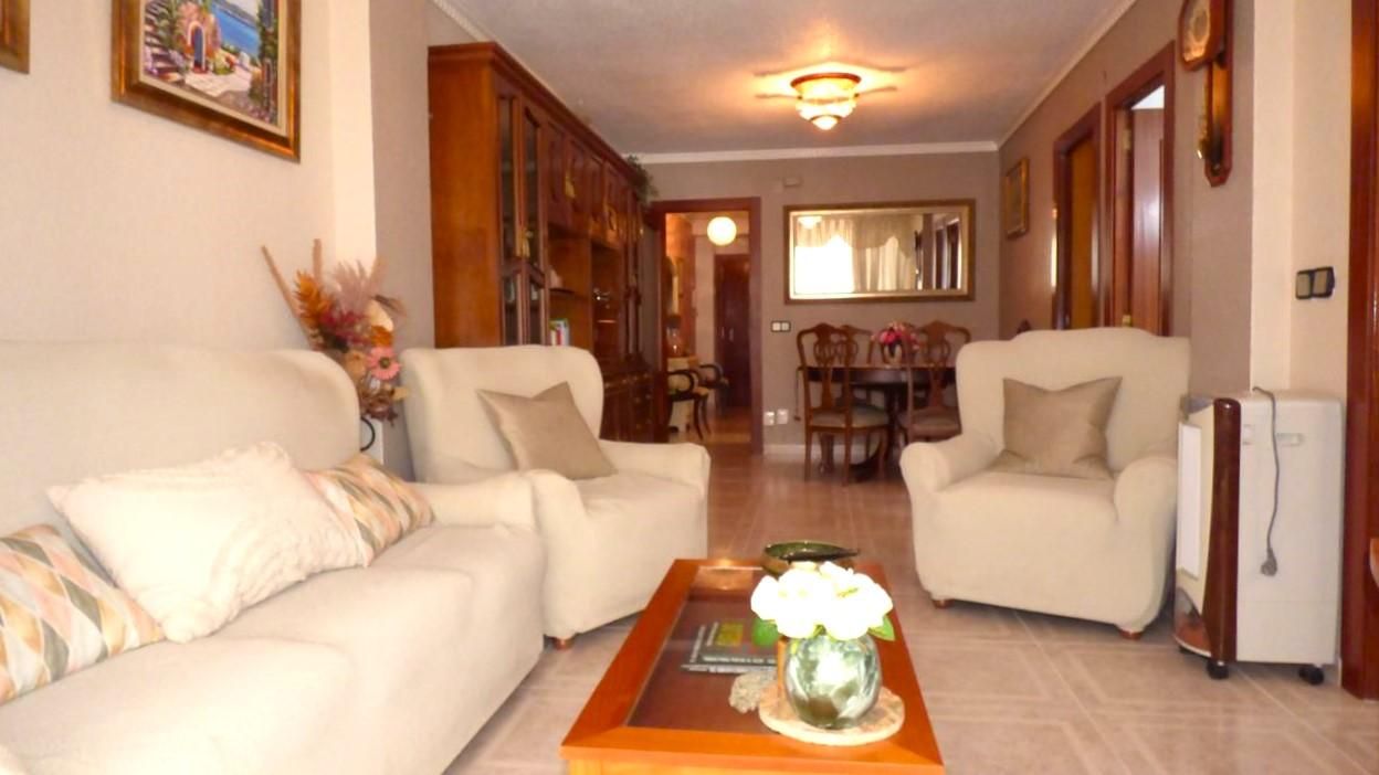 Piso en venta en Colonia Madrid