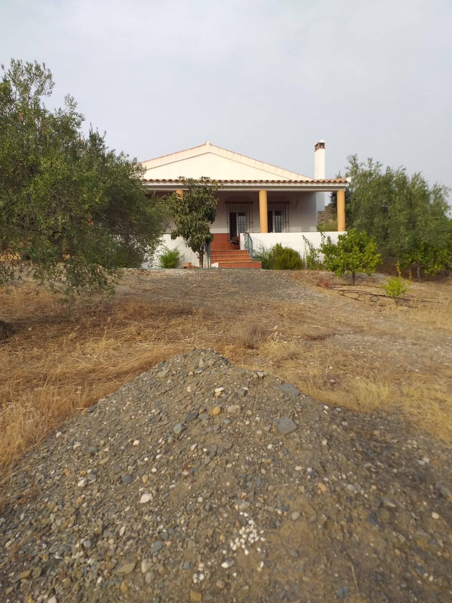Country house for sale in Álora  with Private garden and Swimming Pool
