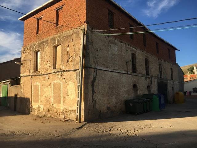 Casa-chalet en Venta en Matilla de los Caños del Río