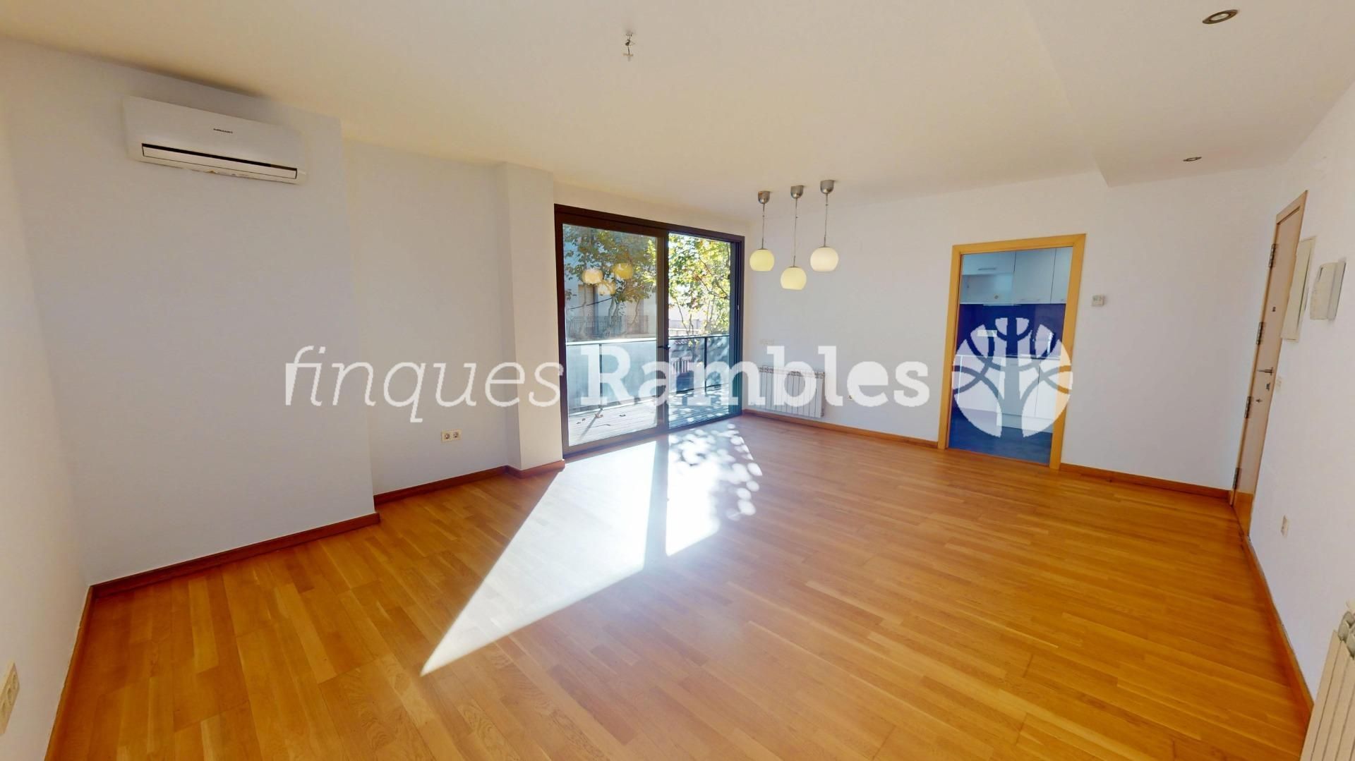 Bedroom of Flat for sale in Igualada  with Air Conditioner, Heating and Parquet flooring