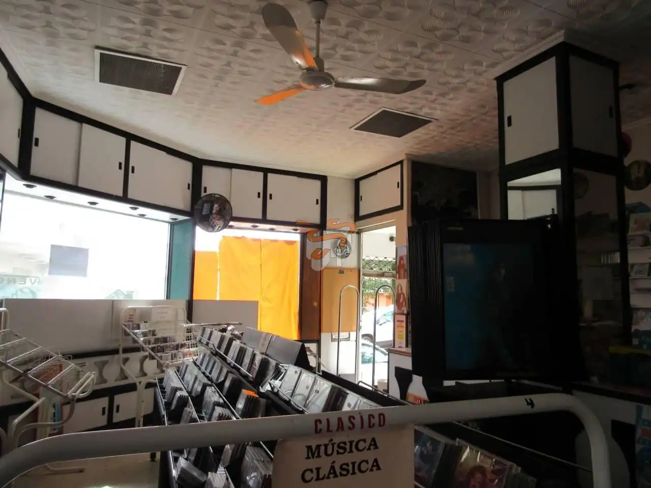 Local comercial en venta en Canido, imagen 4