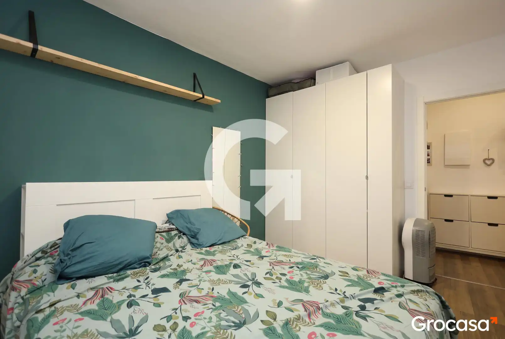Bedroom of Flat for sale in Barcelona  with Air Conditioner, Terrace and Storage room