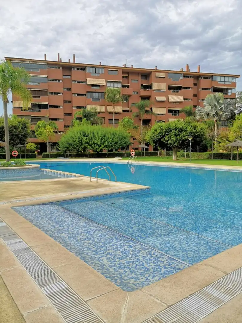 Piscina de Dúplex de alquiler en Alicante / Alacant con Aire acondicionado, Calefacción y Terraza
