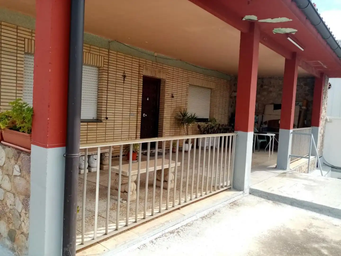 Exterior view of Industrial buildings for sale in  Logroño