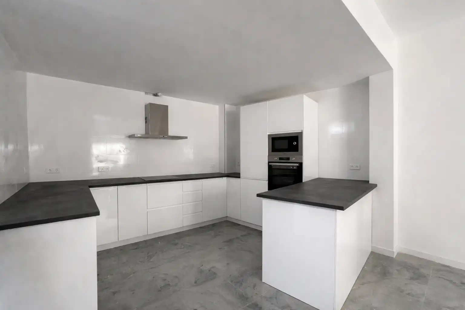 Cocina de Planta baja en venta en Ses Salines con Aire acondicionado, Terraza y Horno