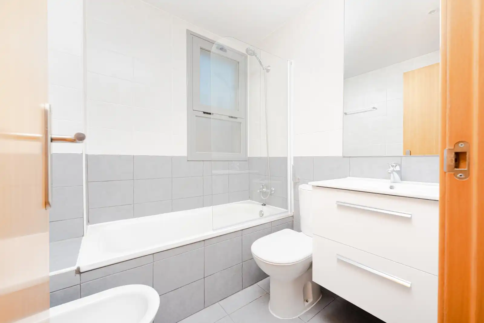 Flat with terrace for sale in San Juan De Ortega 20, imagen 6