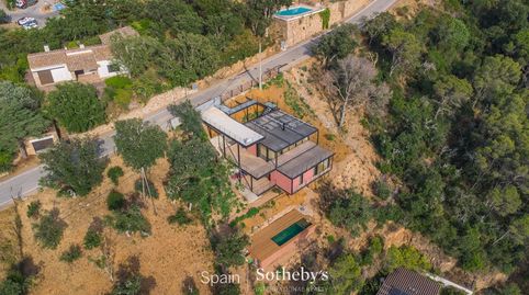 Vivienda bioclimática de diseño contemporáneo con vistas, Begur, Bild 2