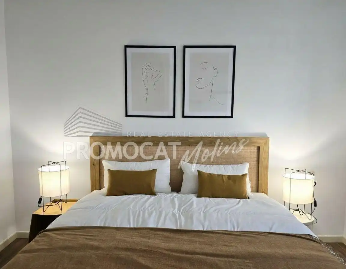Habitación de Ático en venta en Molins de Rei con Aire acondicionado, Parquet y Terraza