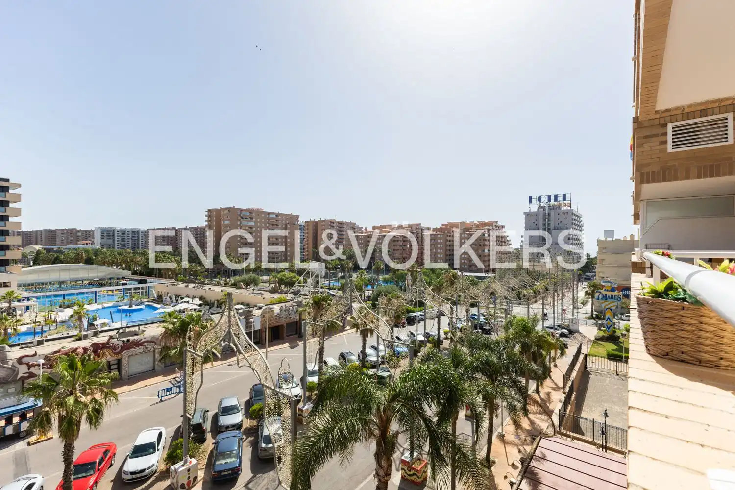 Vista exterior de Pis en venda en Oropesa del Mar / Orpesa amb Aire condicionat, Calefacció i Terrassa