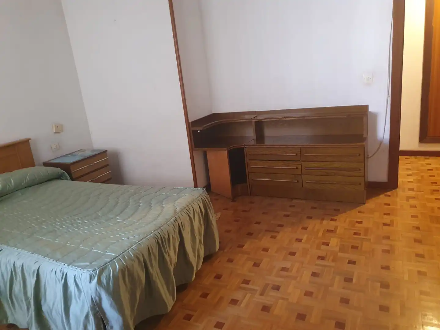 Schlafzimmer von Wohnung zum Verkauf in León Capital  mit Heizung, Parkett und Terrasse