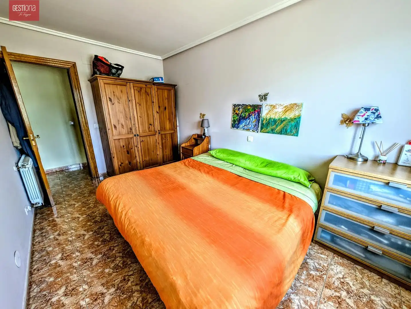 Habitación de Casa adosada en venta en Arnuero con Calefacción, Jardín privado y Terraza