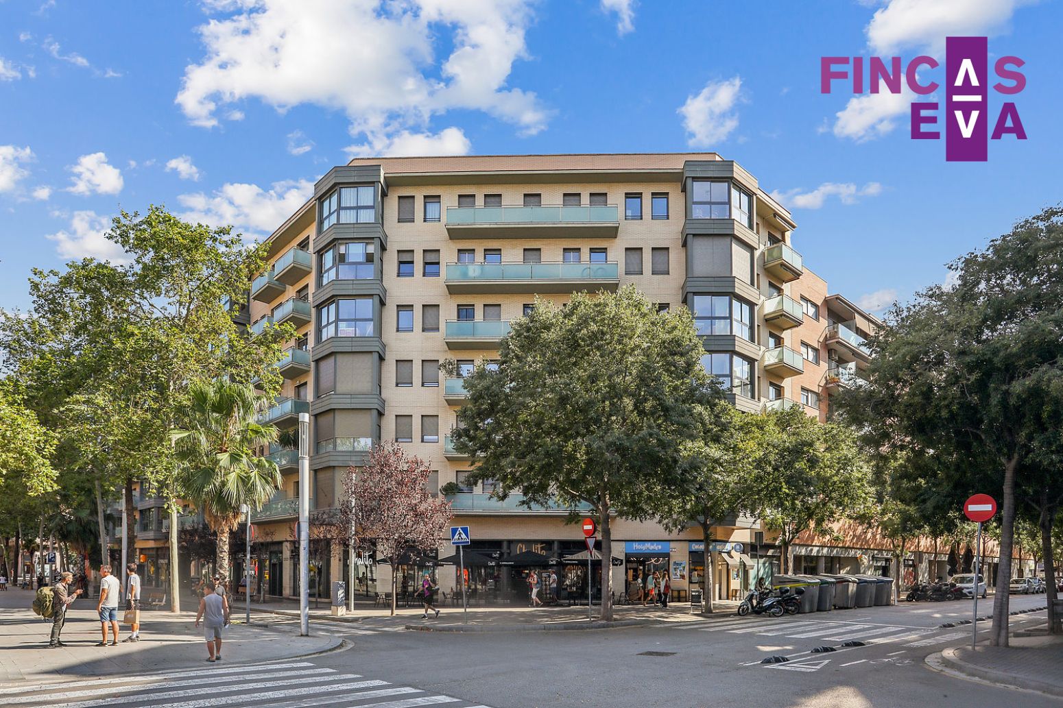 Vista exterior de Àtic en venda en  Barcelona Capital amb Aire condicionat, Calefacció i Parquet