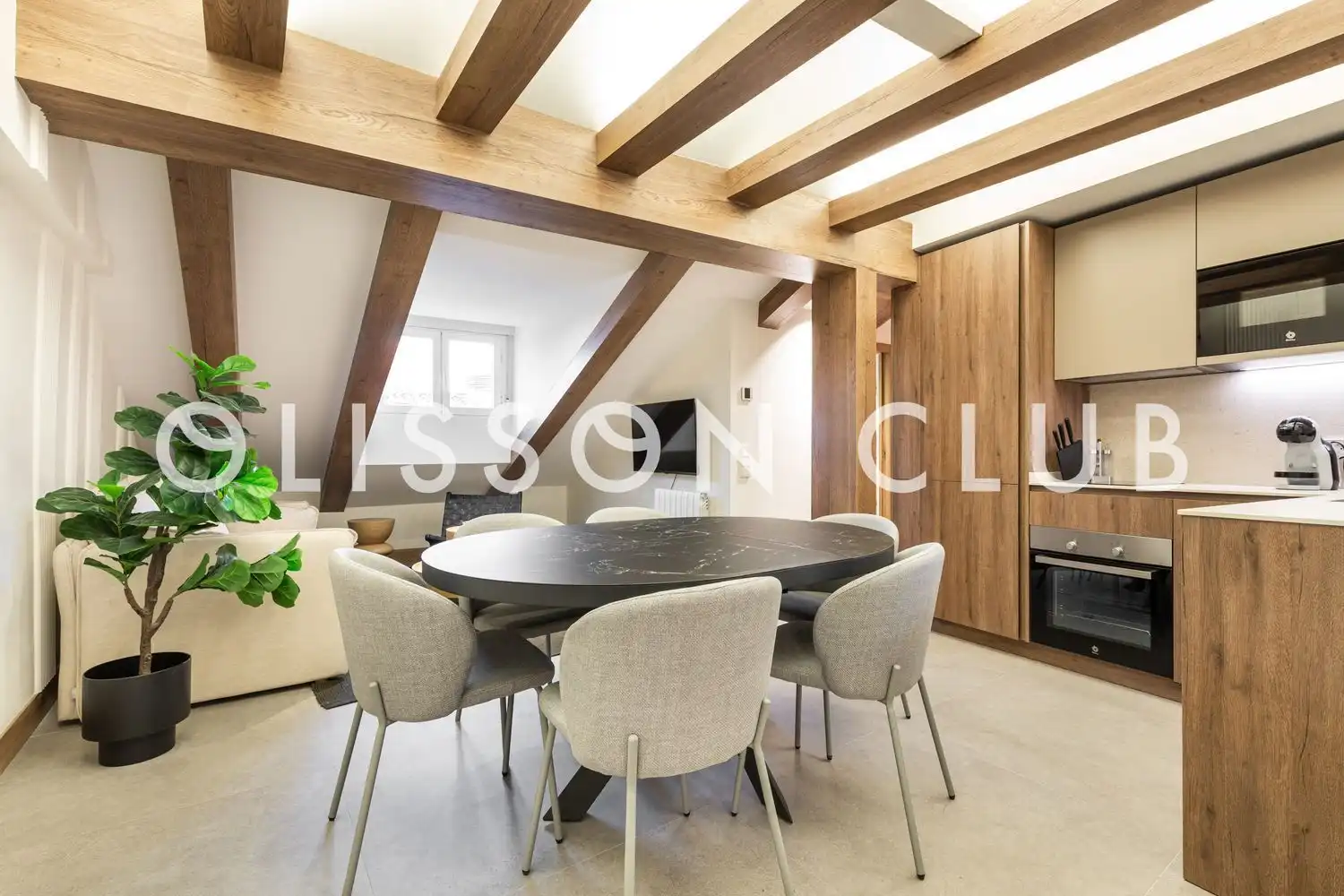 Comedor de Ático en venta en  Madrid Capital con Aire acondicionado