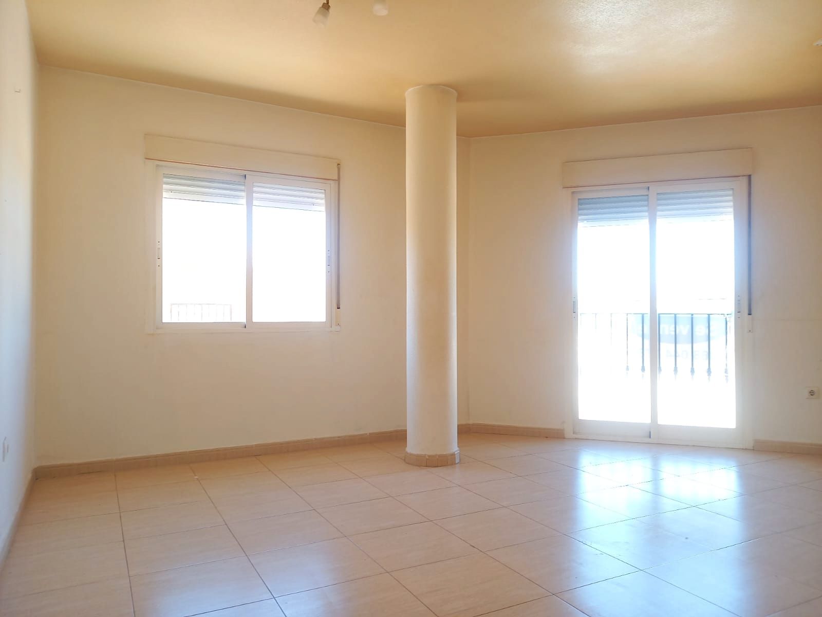 Flat for sale in Ceutí