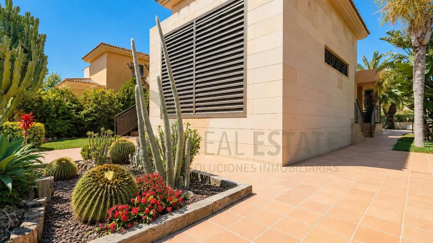 Vista exterior de Casa o xalet en venda en Mutxamel amb Aire condicionat, Calefacció i Jardí privat