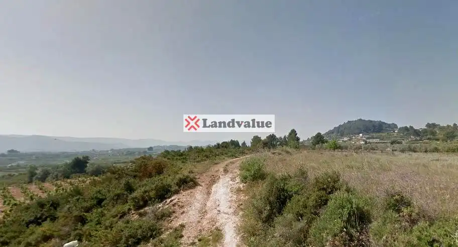 Terrain rustique à vendre à Polígono 8, Parcela 58