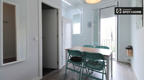 Piso de 2 habitaciones en alquiler en Sant Antoni, Barcelona, imatge 2