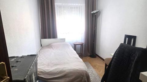 Foto 4 de Piso en venta en Calle María Martínez Oviol, Los Rosales,  Madrid Capital