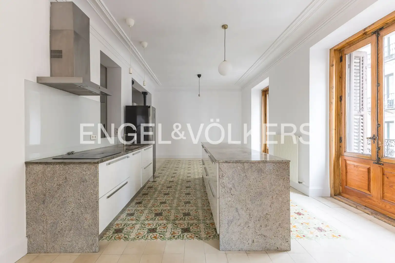 Cocina de Piso de alquiler en Madrid con Calefacción, Parquet y Balcón
