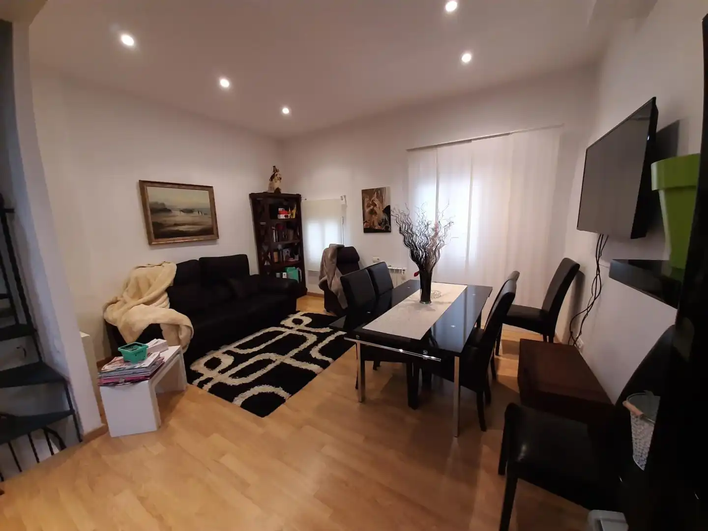 Sala d'estar de Casa adosada en venda en Benidorm amb Aire condicionat, Calefacció i Moblat