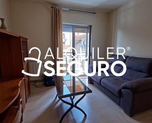 Bedroom of Flat to rent in  Madrid Capital  with Heating, Terrace and Furnished