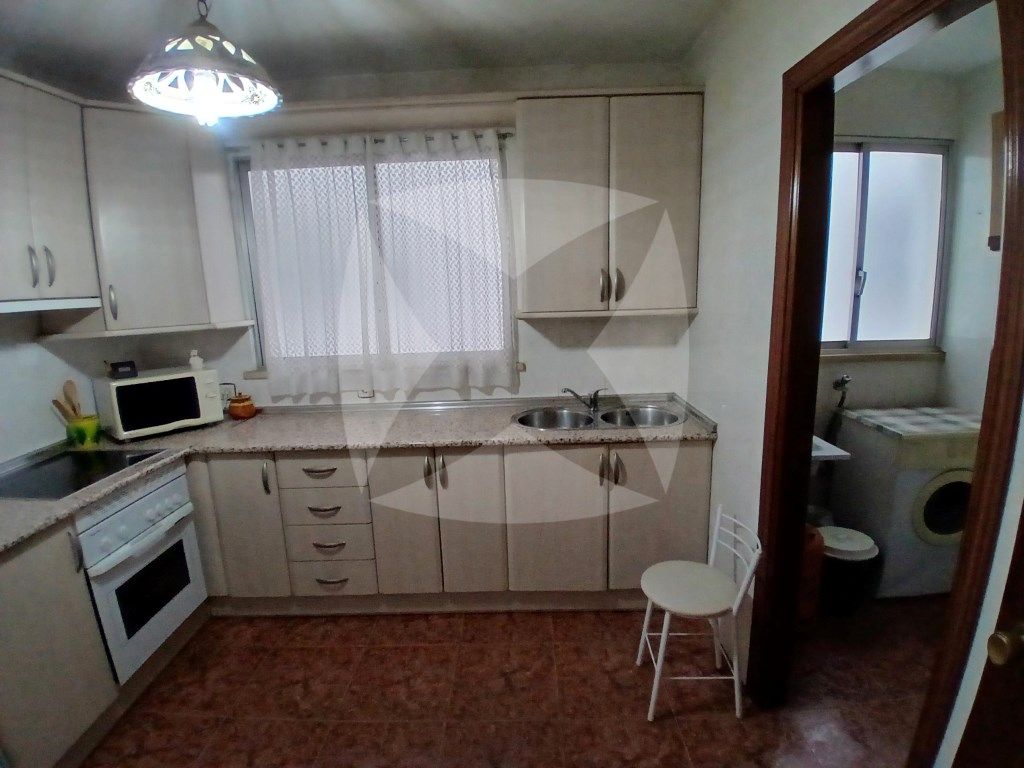 Kitchen of Flat for sale in Badajoz Capital  with Air Conditioner, Terrace and Balcony