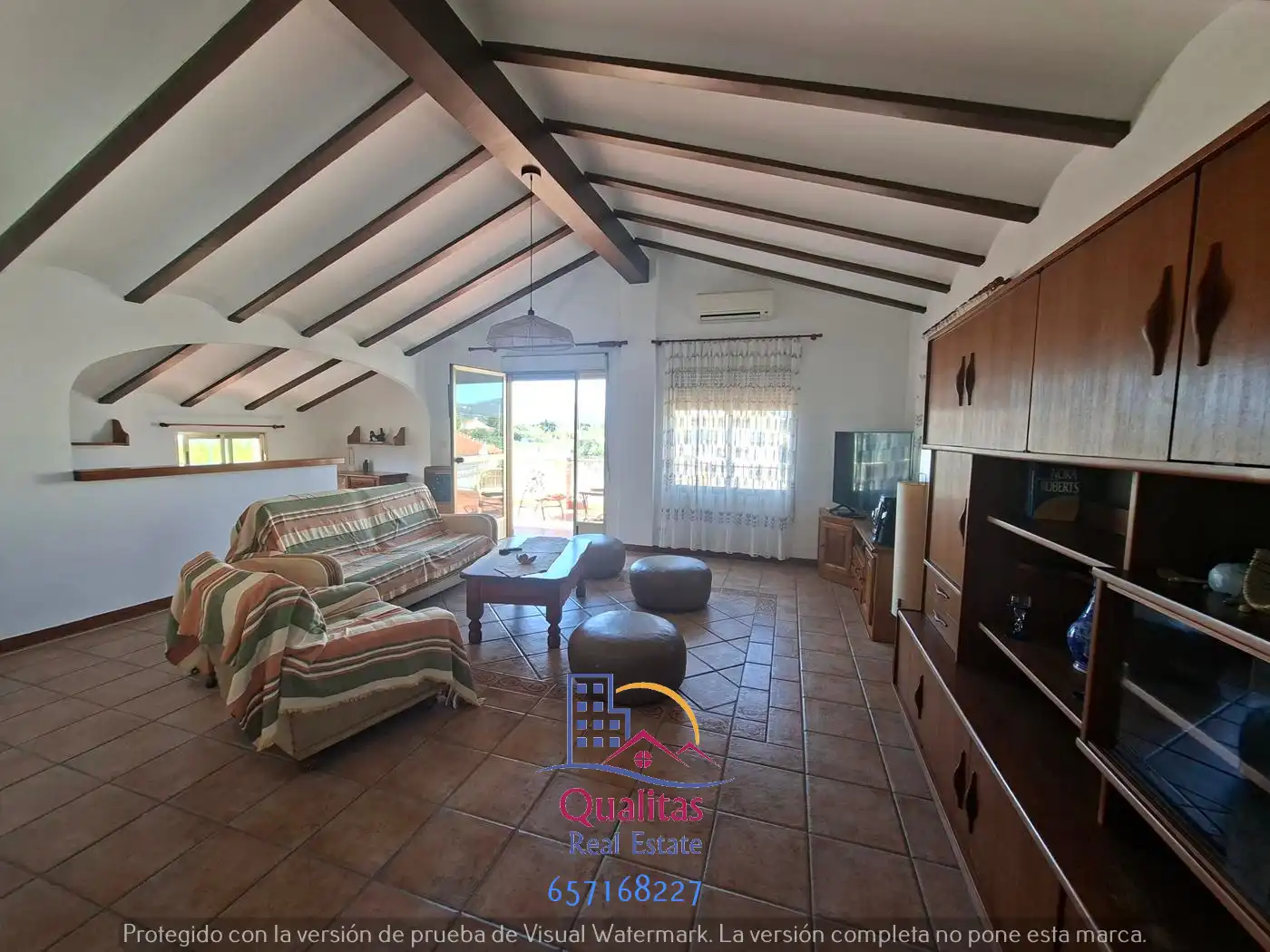 Sala de estar de Casa o chalet de alquiler en Oliva con Aire acondicionado, Jardín privado y Terraza