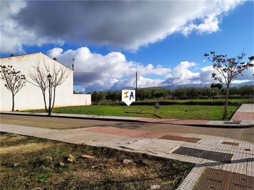 Terrenos y solares en venta en Archidona