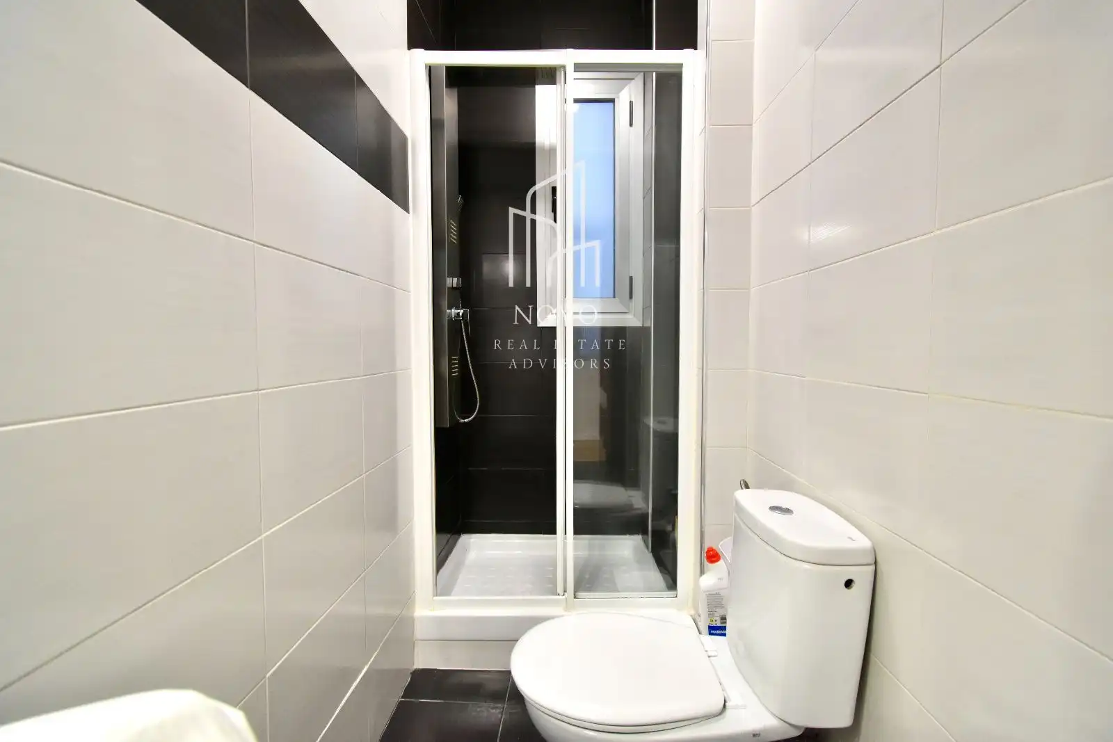Baño de Piso de alquiler en Madrid con Aire acondicionado, Calefacción y Amueblado