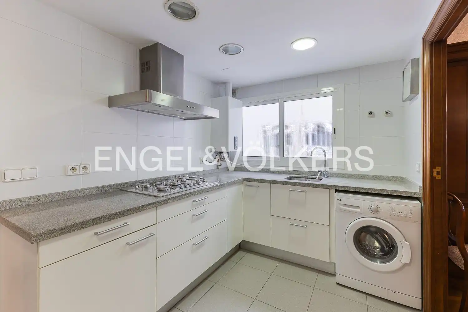 Cocina de Piso en venta en Valencia con Calefacción y Terraza