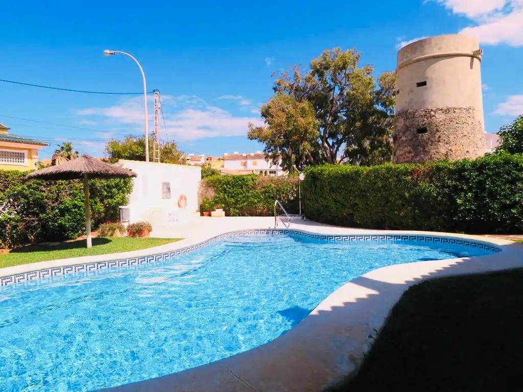 Dúplex con terraza en venta en Las Marinas / Les Marines, imagen 2