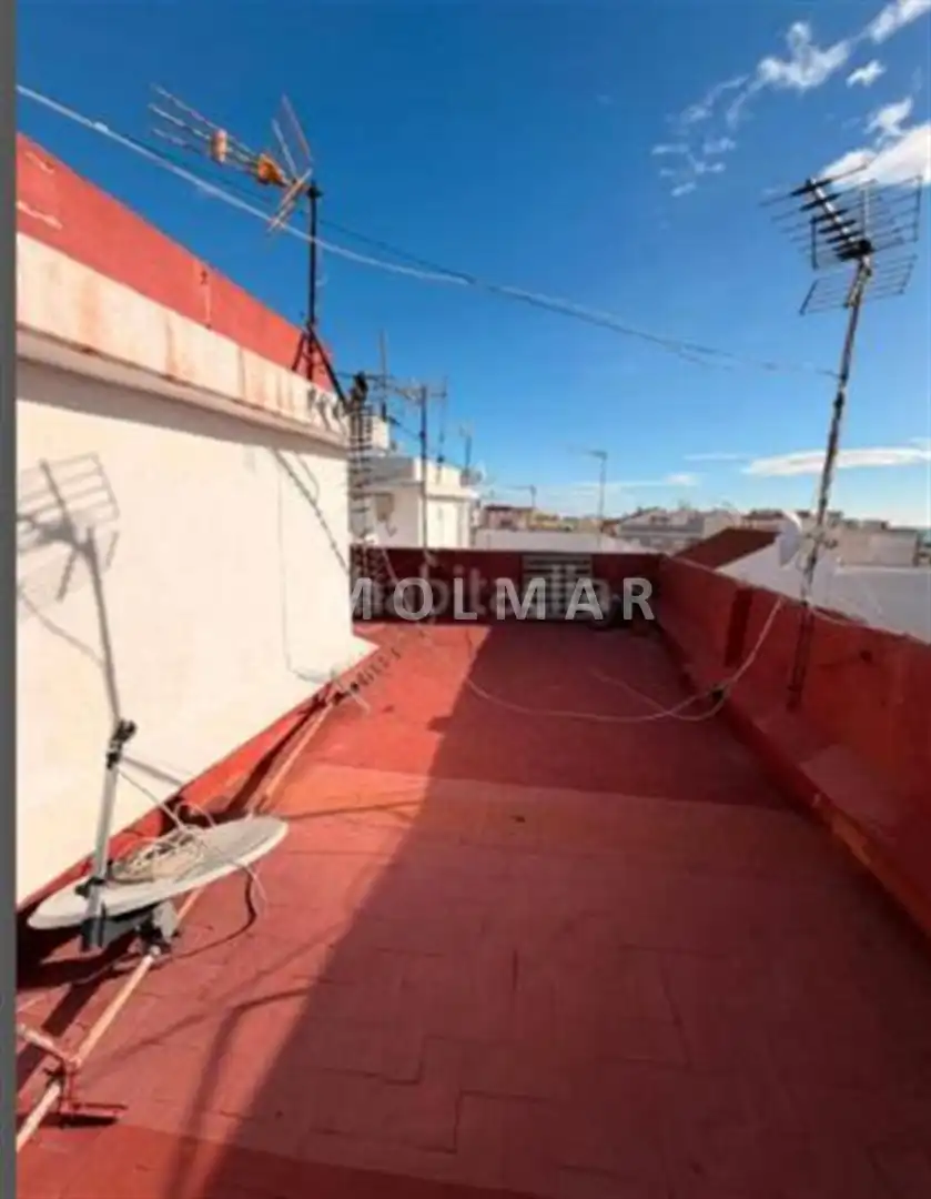 Flat with terrace for sale in Carrer Trevijano, imagen 4