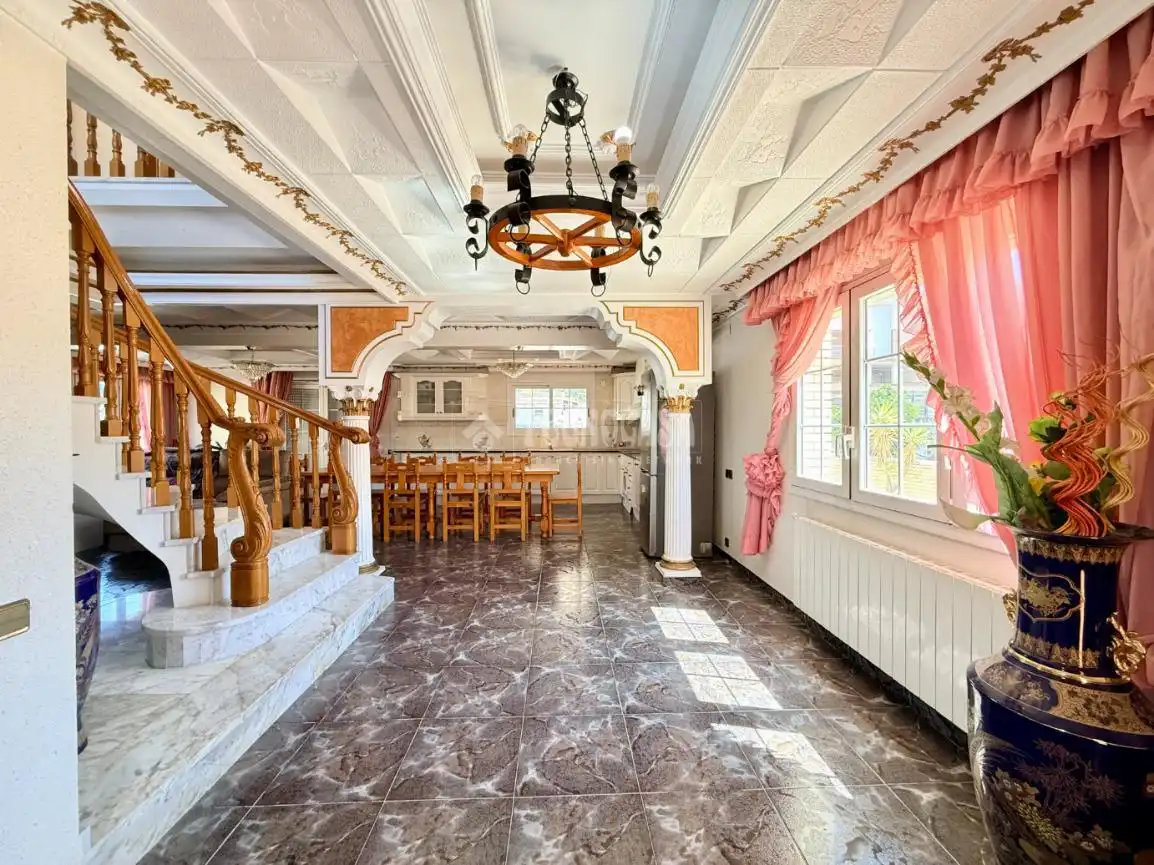 Casa o chalet en venta en Canyelles con Terraza y Piscina