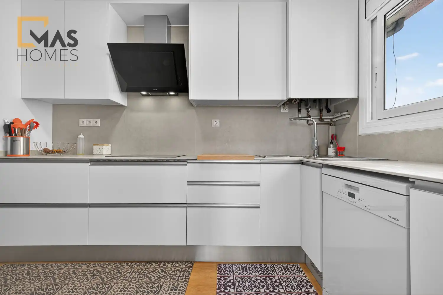 Küche von Wohnung zum Verkauf in Sabadell mit Klimaanlage, Heizung und Terrasse