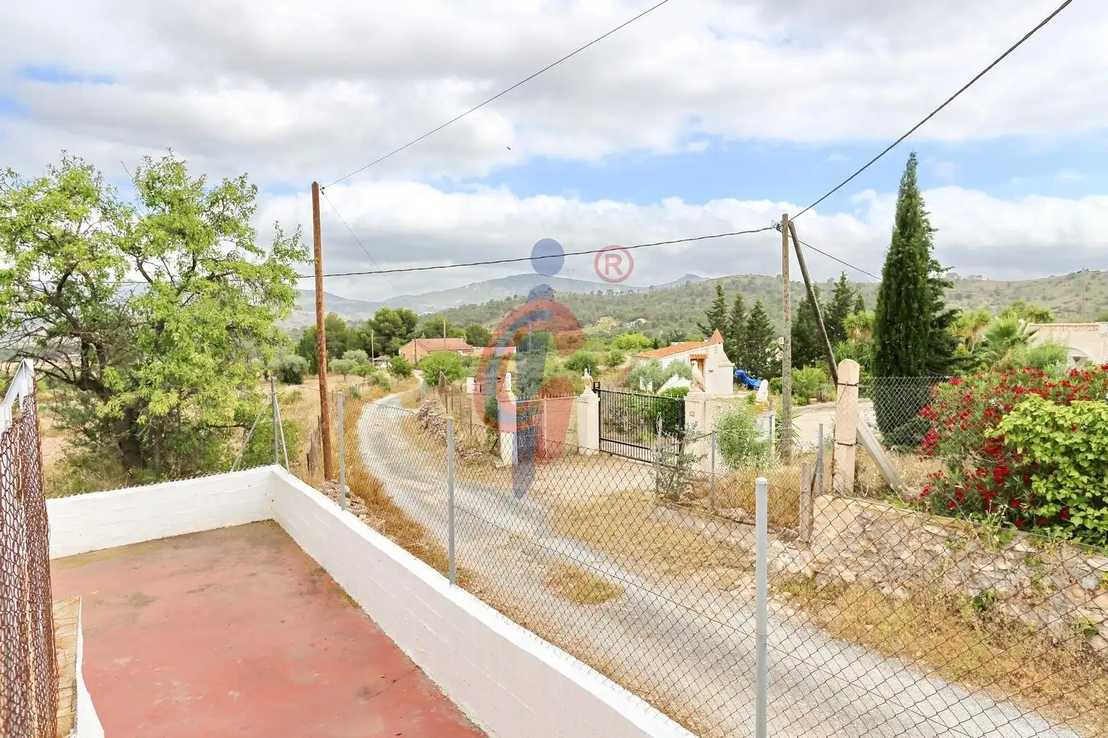 Außenansicht von Haus oder Chalet zum Verkauf in Hondón de las Nieves / El Fondó de les Neus mit Privatgarten, Abstellraum und Schwimmbad