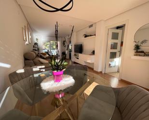Sala d'estar de Apartament en venda en La Nucia amb Aire condicionat i Terrassa