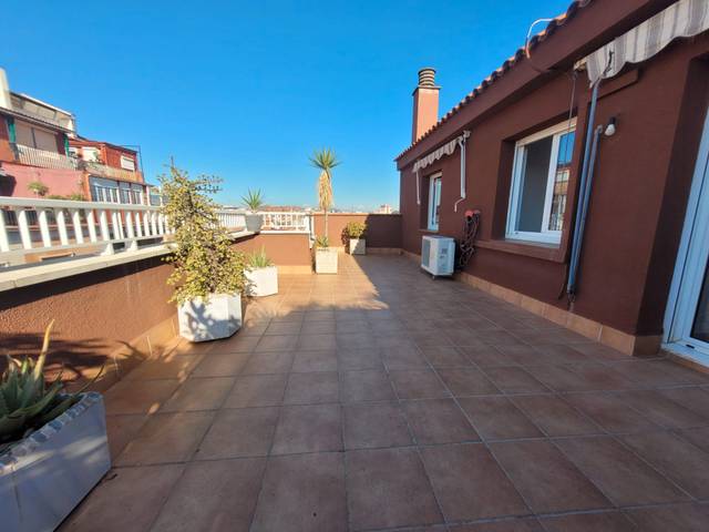Ático en Venta en Carrer d'Esteràs en Sants-Badal