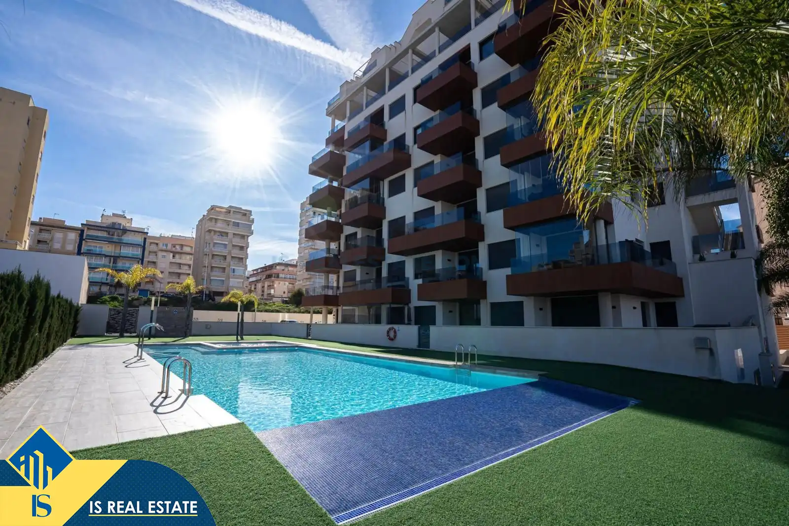 Apartamento con piscina en venta en Pueblo