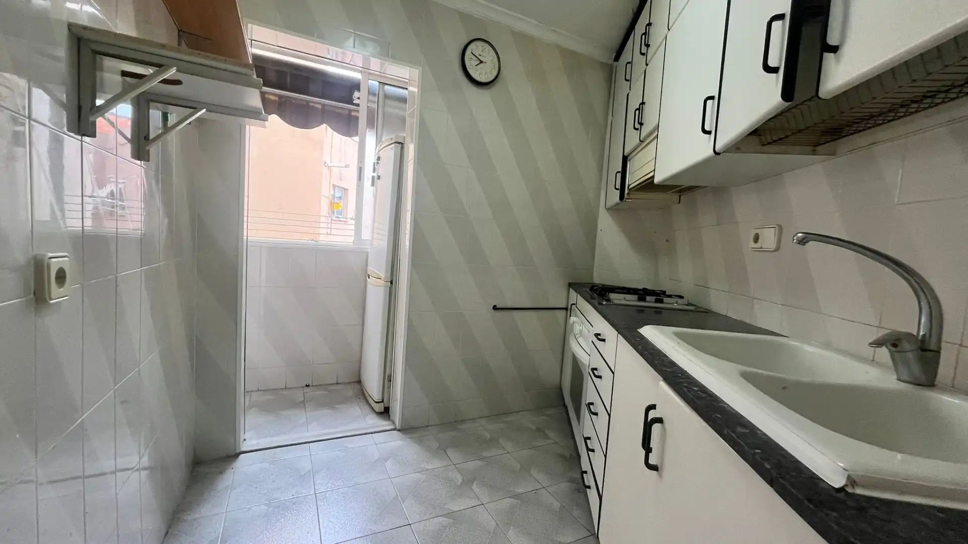 Kitchen of Flat for sale in Cornellà de Llobregat