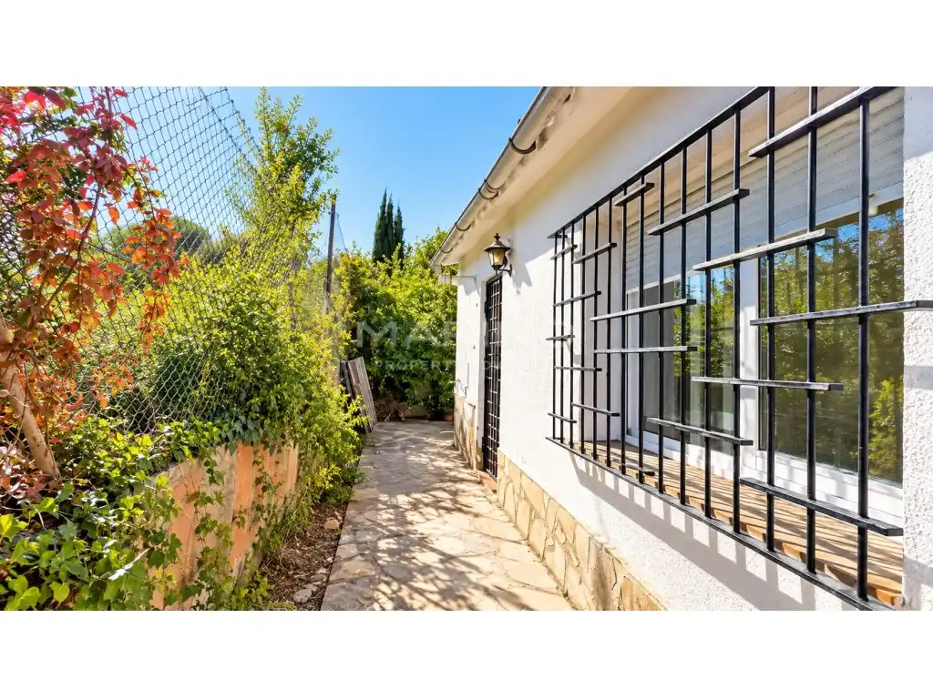 Vista exterior de Casa o chalet en venta en Palafolls con Jardín privado