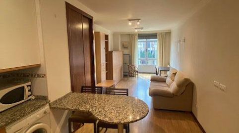 Foto 4 von Wohnung zur Miete in Padre Buenaventura Paredes, Milán - Pumarín, Oviedo