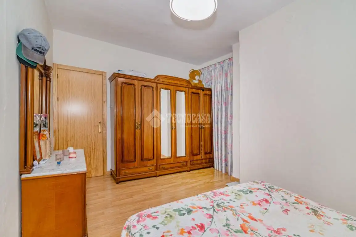 Bedroom of Detached homes for sale in Loja, Granada