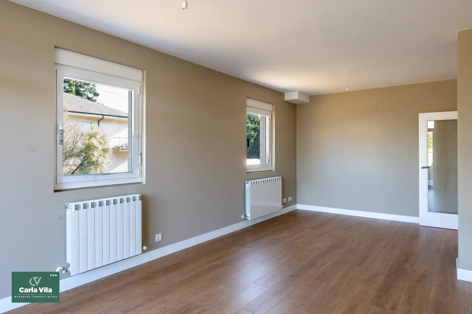 Living room of Houses for sale in Lugo  with Heating, Private garden and Parquet flooring